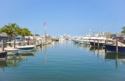 Airy Nantucket Escape in Historic Downtown! - Foto 24