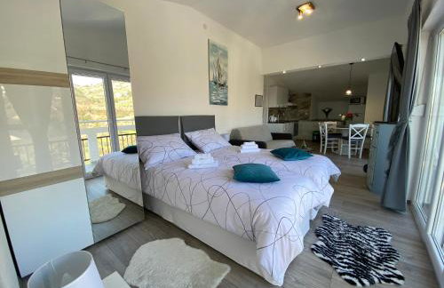 Ana Marija - Foto 36