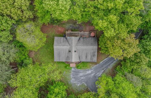 Seventh Heaven - Hot Tub, Pet Friendly, Grill, Wifi, Deck, Covered Porch, Family Friendly, Kid's Loft, King Bed - Foto 74