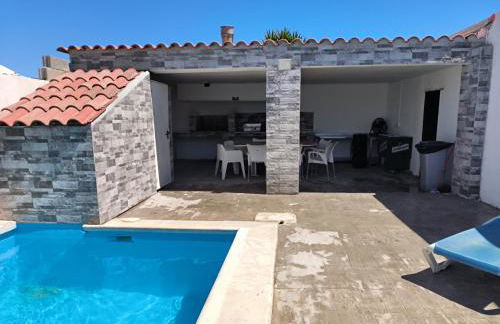 Chaletpiscina - Photo 2