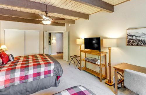 7 Mi to Rainbow Lake Pinetop Condo with Patio! - Foto 13