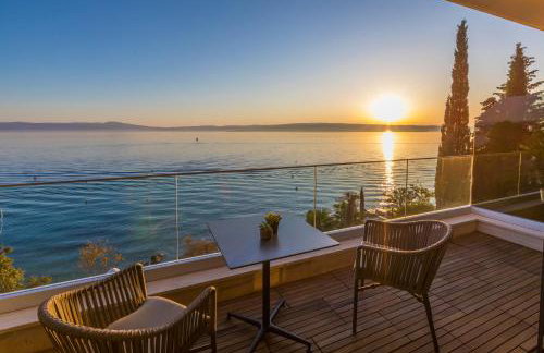 BEACH FRONT VILLA FRAN - DELUXE PENTHOUSE SUITE with private pool - Foto 40