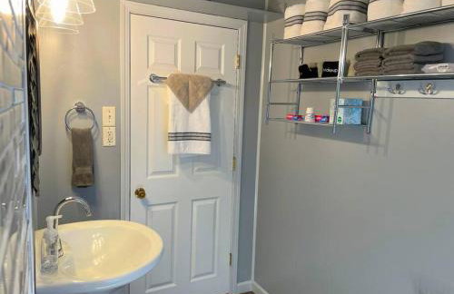 *King bed/3bds house Near Naval Base & 6Flags* - Foto 10