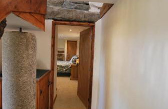 Lakeview Cottage - Photo 9