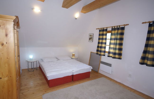 Private Pool Villa in Stupna - Photo 4