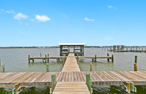 3BR Condo Gulf Views with Pool, Boat Launch and Dock - Photo 32