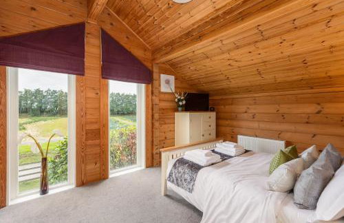 Lake View Lodge with Hot Tub - Foto 8