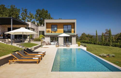 Villa Ox in Central Istria for 14 persons with 56 m2 heated pool, kids playground & large garden - Foto 19