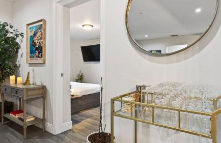 Hot Tub Firepit Deck 10mins to Beach Near Las Olas Middle Terrace Cottage by AvantStay - Foto 11