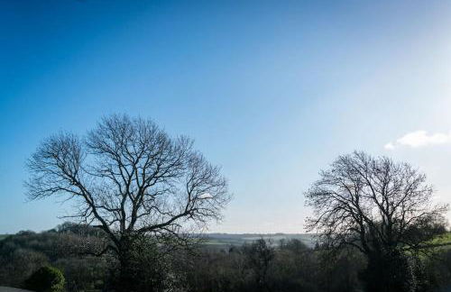 Luxury newly converted oak cottage with hot tub - Foto 22
