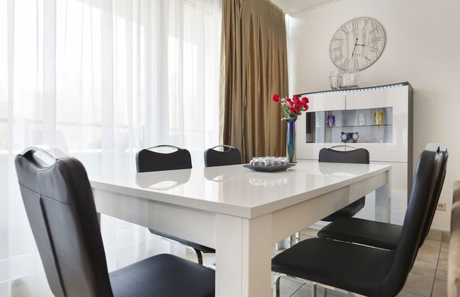 The Queen Luxury Apartmen-Villa Vittoria - Photo 41