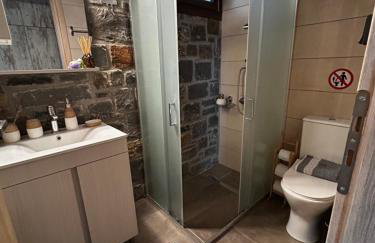 DOXA PETRA Small villa with pool - Photo 4