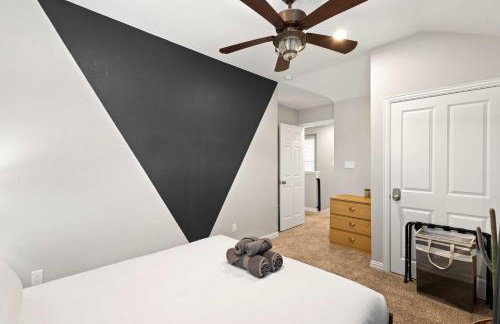 6BD Modern Rustic Retreat - Yard Pool & BBQ - Foto 31