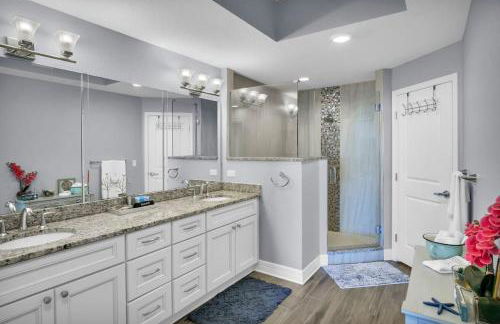 Waterfront -3BR - 2Kings -Pool Balcony - Beach - Foto 29