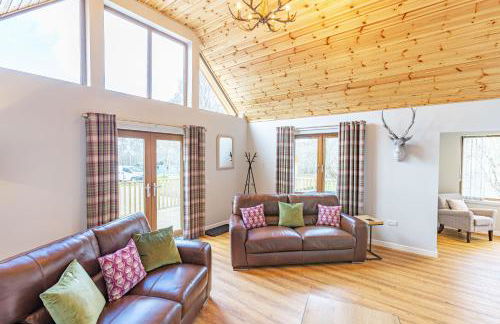 Thistle Lodge 20 with Hot Tub - Foto 15