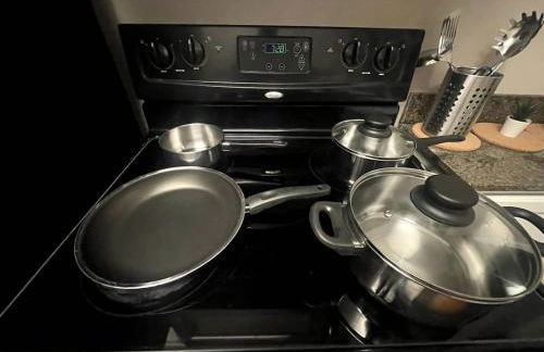 3rd Floor 2BD near DPAC, Duke, and Hospital - Foto 17