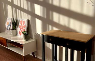 Studio central e ensolarado - Foto 12