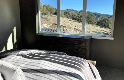 Barnwood Chateau with 2 Master Suites Hot Tub - Foto 23