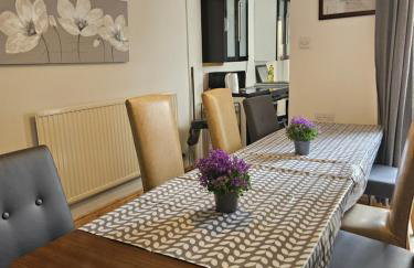 Contractors Corporate Charress House, 6 Bedrooms - Foto 8