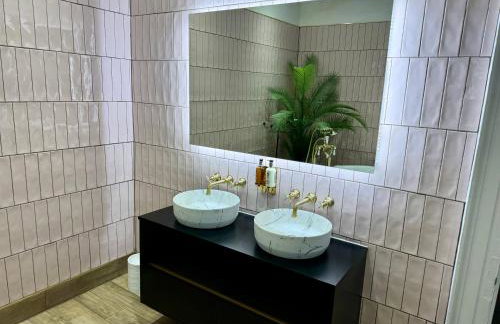 Secret Garden House - 7 bed Manor House with Hot Tub and Magical walled Gardens - Foto 6