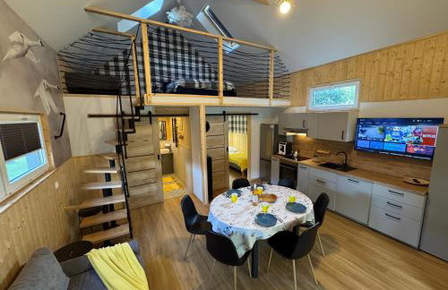 Domki przy jeziorze z prywatną plażą w Borach Tucholskich Pensjonat Alicja wczasy z dziećmi nowe luksusowe domki na skraju jeziora i lasu - Foto 24