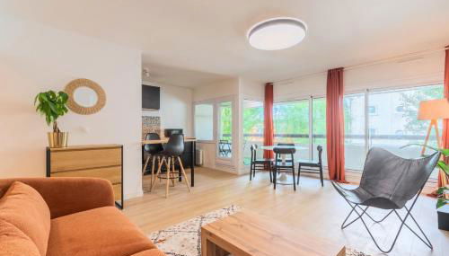 Spacious apartment with balcony and parking - Foto 2