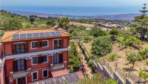 Nice Home In Sant'alfio With Sauna - Foto 2