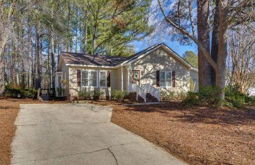 Petals and Pillows Getaway 1 Mi to Dtwn Wendell! - Foto 2