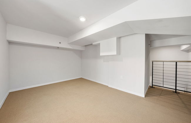 Cincinnati City Club Apartments by Airriva - Photo 31