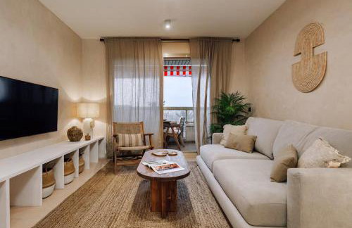 Impressive beachfront home - Foto 1