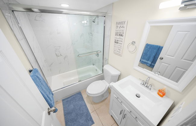 Riverwatch Apartments by Lowkl - Photo 45