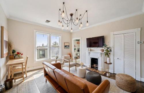 Beautiful Top Floor Getaway in Beach Town - Foto 1