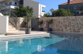 "Apartments Petra With Swimming Pool" - Foto 1