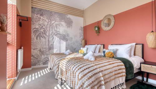 Cambridge - hot tub, sauna, parking, pool table - Foto 4