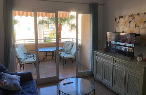 Precioso apartamento en Urbanización junto al mar. - Photo 14