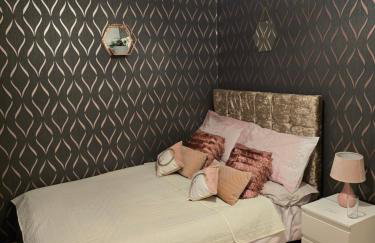 Desborough home for short term rent - Photo 4