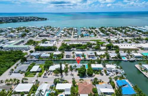 Sea Glass Dreams - Waterfront Pool Home, Mini Golf, Game Room, 110' Dock - Foto 72