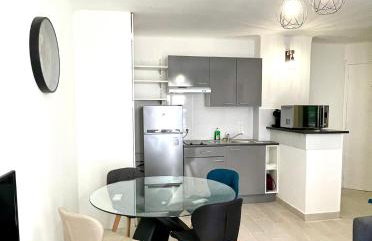 T2 Bleu Mer - Centre ville , Climatisé , 5 min de la plage et à 250m de la gare - Foto 1