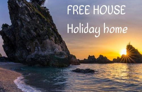 FREE HOUSE - Photo 2