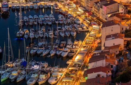 Magnifique T3 les hauts du port Bonifacio - Foto 26