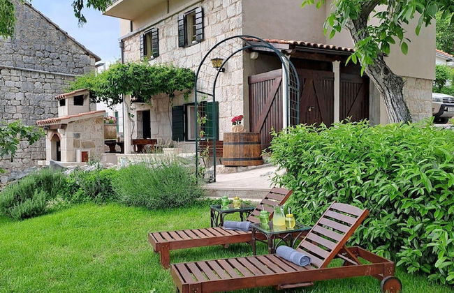 Authentic Stone House Lola - Foto 46