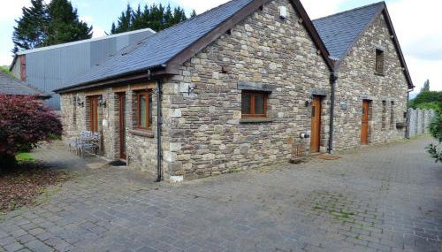 Riverside Barn - Photo 3