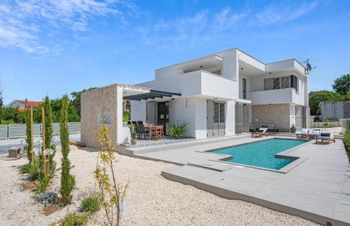 4 Bedroom Gorgeous Home In Bilice - Foto 1