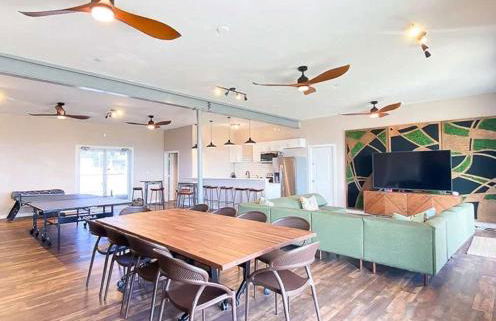 Sojourn The Lighthouse Beach Front Resort Villa - Photo 14