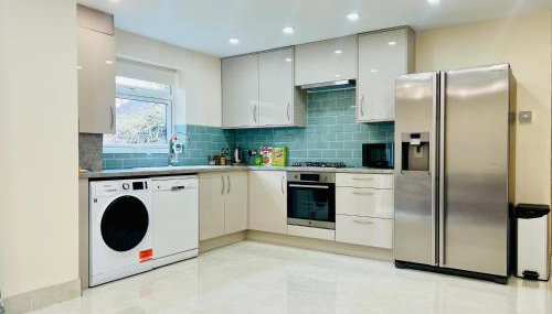 2 Bedroom Flat or Appartment near Heathrow with Garden - Foto 5, dishwasher, pet friendly, toaster, minibar