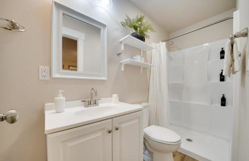 2 Mi to Lumen Field! 2nd-Floor Apartment with Deck - Foto 11