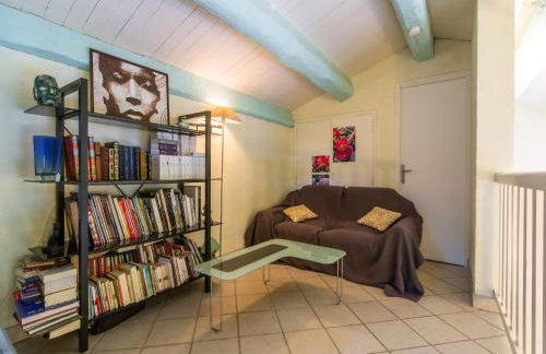 Villa in Hyères near Beach & Pool - Foto 8