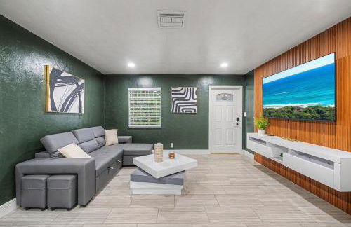 East Boca Getaway with Hot Tub Near Beach and Mizner Park - Foto 1