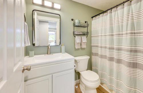 Greenbrier River Retreat with Deck - Steps to Trail! - Foto 15