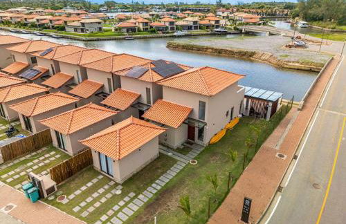 Bz14 Casa con piscina y muelle para motos de agua en el canal! - Foto 44